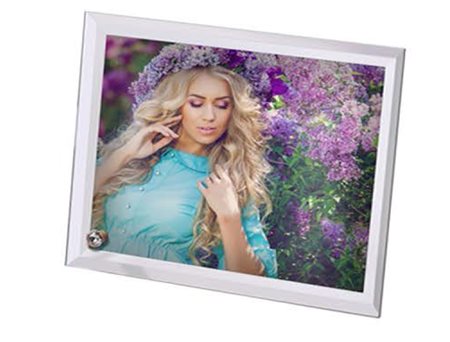 קריסטל שולחני שטח הדפסה 23X18 ס"מ כולל מעמד פלסטיק לתצוגה